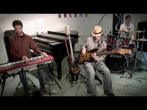 Výborný trio - Vyborny trio Clip HD 1080p barevny