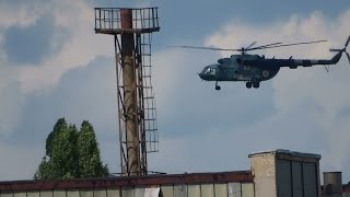 preview picture of video 'Вертолёт над Харьковом, 22.06.14., Салтовка'