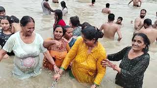 hariom mein Om samaya hai Ganga snan Haridwar# bad
