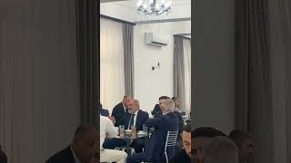 Նիկոլ Փաշինյանը՝ ԱԺ ճաշարանում