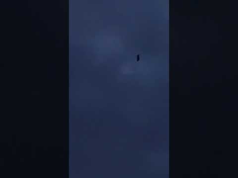 Strange Elongated UFO Filmed Over Germany — Balloon or Genuine UAP?