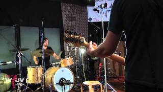 Bob Mould - &quot;If I Can&#39;t Change Your Mind&quot; (Live at WFUV)