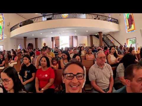 MISSA LOTADA NA PARÓQUIA NOSSA SENHORA DAS CANDEIAS — FÉ QUE TRANSBORDA