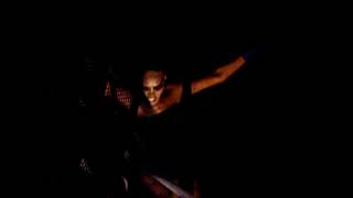 Grace Jones - The Devil In My Life (Paradiso, Amsterdam, 19/03/09)