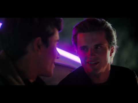 Victor and Benji Get Back together (Kiss) - Love Victor 3x08