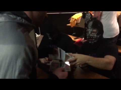 Genetikk Karuzo/Sikk bekommen von Nikko Seite B EP geschenkt - Fukk Genetikk Tour - 2017 - München