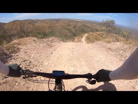 Brasil Ride Training Weekend - Day 2: Suffering in a sea of ​​mountains