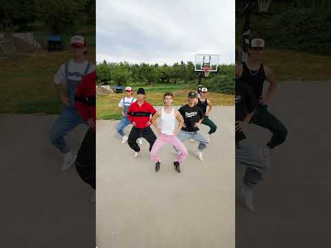 Kung Fu Fighting (DANCE)