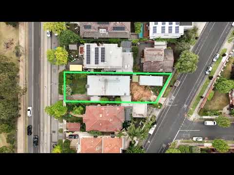 House for sale in Caulfield North