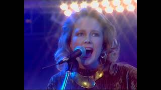 Mike Oldfield &amp; Anita Hegerland  - The Time Has Come (1987 live)