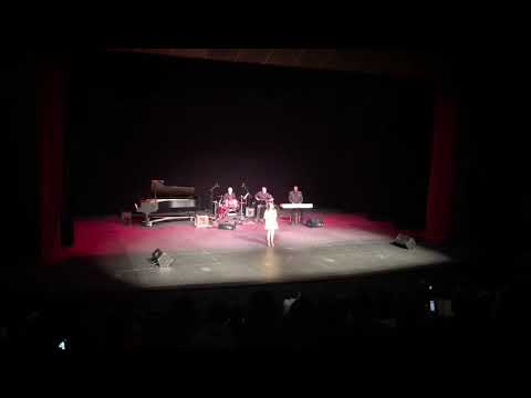 Pankti Bardolia Red Rose -...