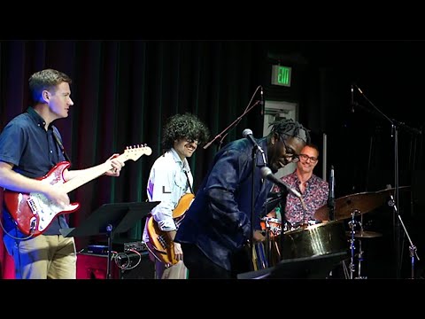 Leon Foster Thomas Performance in Miami