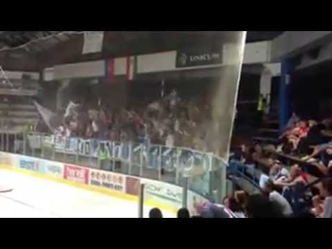 Ambrì Piotta Curva Sud @ Székesfehérvar/Hungary 09.2013 Video9