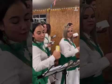 Cruzeiro Universal Hinos 29 e 30.