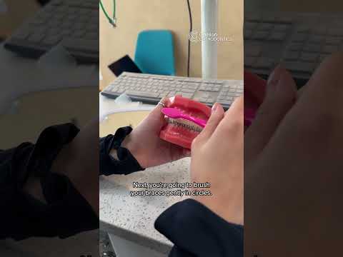 How to brush your teeth with braces