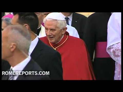  Papa reflexiona junto a sus ex alumnos sobre relaciones con anglicanos y protestantes 
