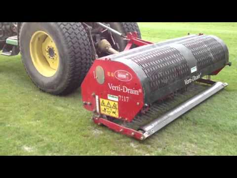 Areazione in profondità erba ibrida - Deep aeration on hybrid grass POWERgrass