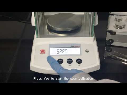 Waga Laboratoryjna OHAUS z serii PR - wykonanie kalibracji