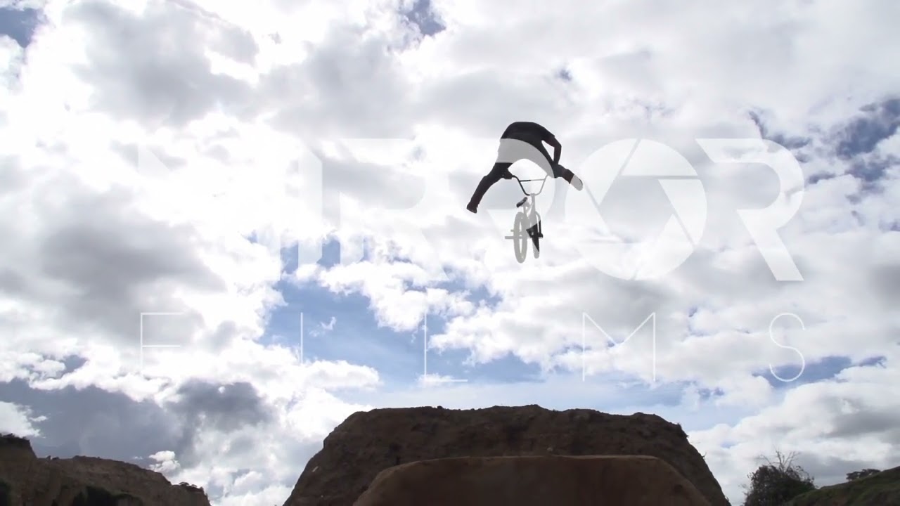 Cámara lenta Dirt Jump BMX