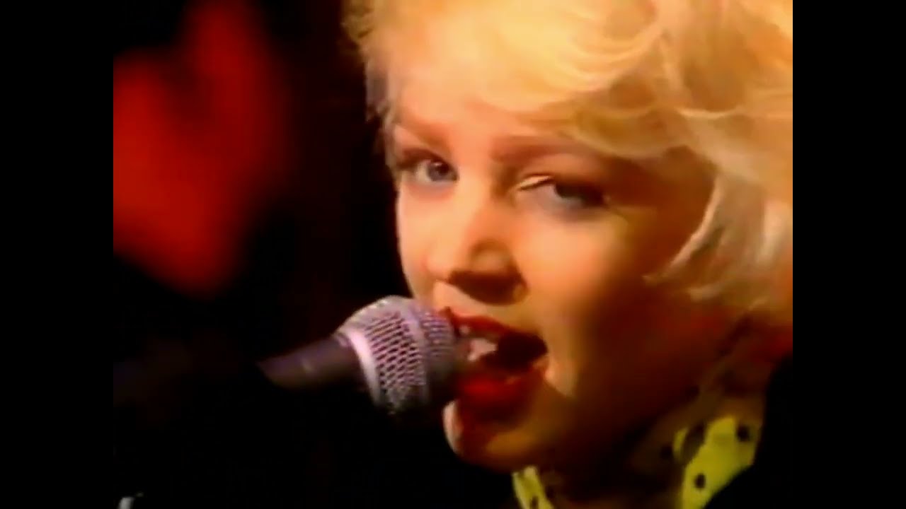 THE PRIMITIVES // 1988-10-07 UKTV Number 73 - Crash - YouTube