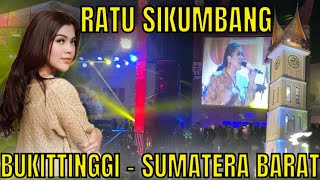 Download lagu RATU SIKUMB🪲NG DI BUKITTINGGI ( JAM GADANG ) mp3