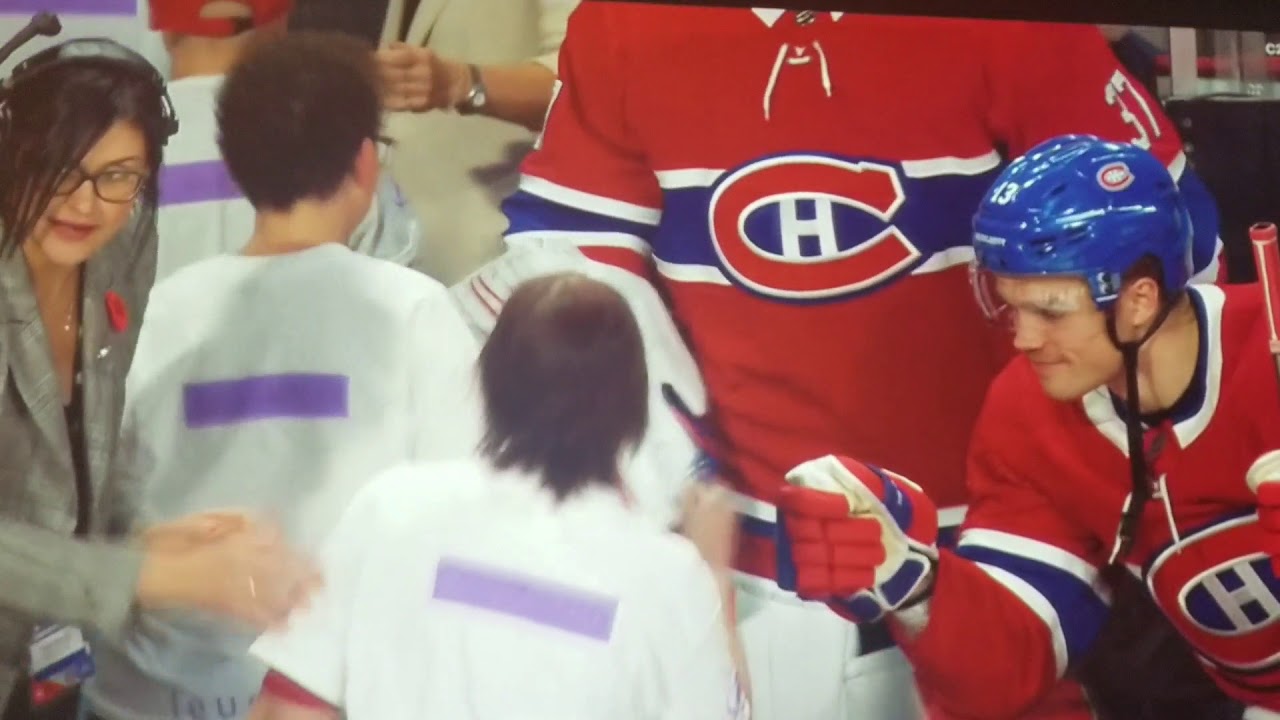 VIDÉO: Quand on pense que Chucky ne saluait pas les KIDS...