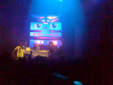 LET IT ROLL Kolbenka 13.3.2009 @ Dj Fresh feat. Mc Jakes