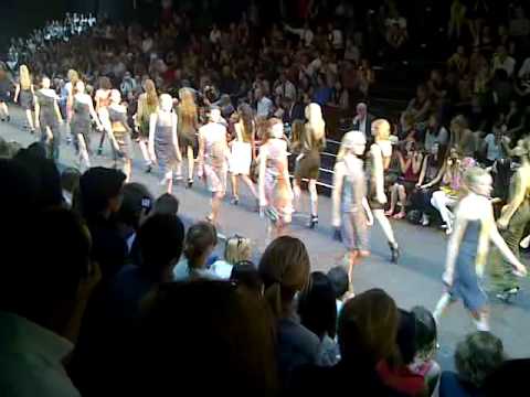 Guy Laroche S/S 2012