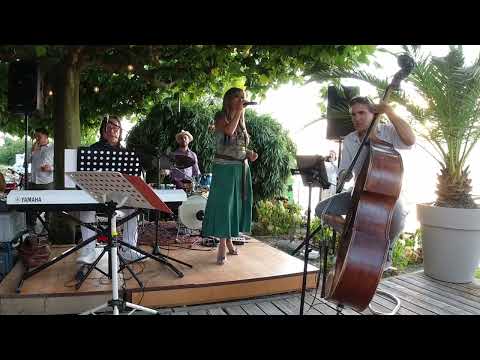Daniela Simmons Version Jazz de Ne Partez Pas Sans Moi et Pas Pour Moi ESC