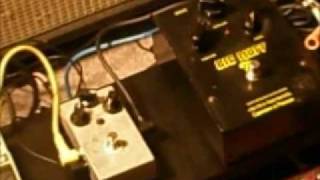 Video thumbnail for Black Russian Big Muff -VS- North Effects 22/7 Green Muff Clone For BASS! by coronadost