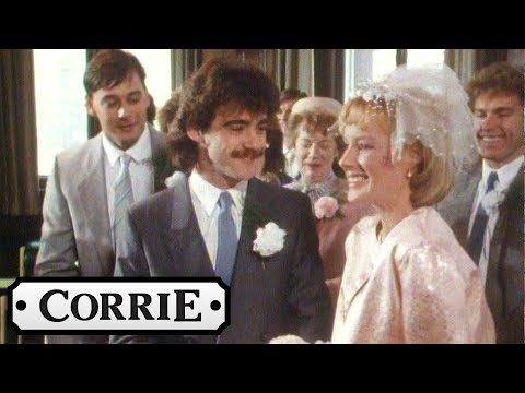 Sally and Kevin's Wedding in 1986 | Coronation Street Throwback