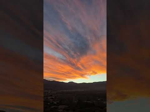 Atardecer en la histórica ciudad de Humahuaca. Desde el mirador Peña blanca. #jujuy #humahuaca
