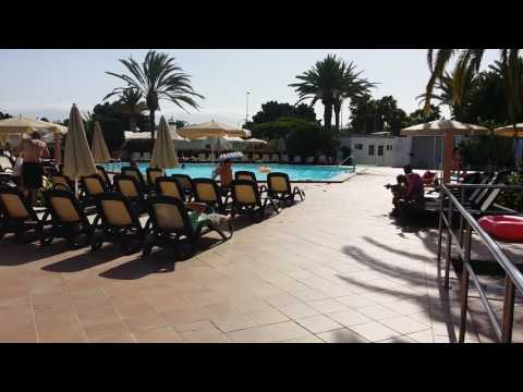 Videos del Bungalows Maspalomas Oasis Club 2★ en Maspalomas, EspañaVer MásVerPrecios14CerrarConsulta por Whatsapp 🇦🇷BookingTripadvisorExpediaAgodaTripSkyscannerDespegarKayakHotelesDestiniaTrivagoLastminuteHotwireTui