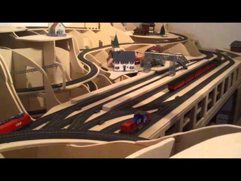 2013 09 09 20 Minuten Bahnverkehr auf der Modellbahn