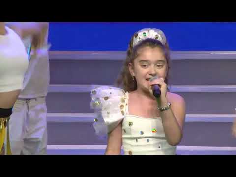 Sophia Dinu - Dancing Queen