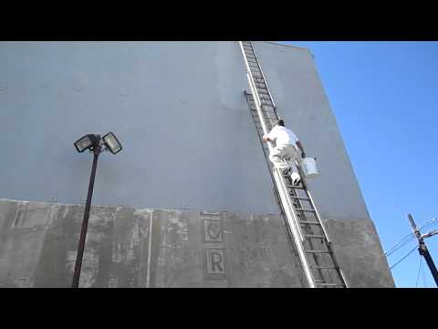 WINDWARD MURAL (PART 1) WORLDS TALLEST  LADDER  VENICE BEACH CALIFORNIA OCT 14, 2011