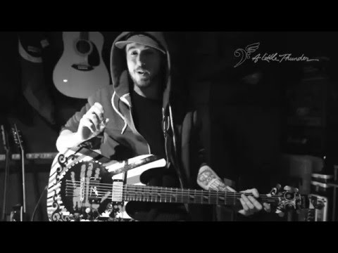 Radio Rivals - A Little Thunder Guitar Pickup Demonstration (+ bonus song)