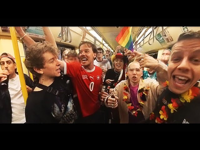 Video zu 'Rasenschach' ansehen