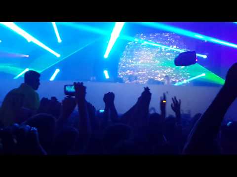 Hernan Cattaneo plays Sahar Z & Audio Junkies - Lalitha