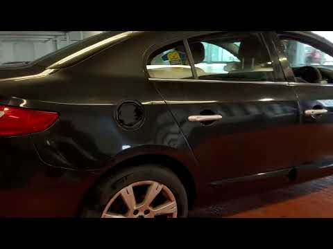 Renault Fluence 2011 - Image 2
