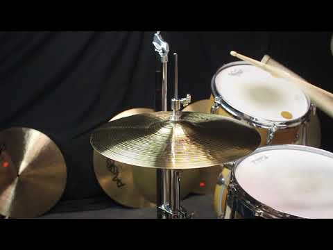 Paiste 14" Signature Sound Edge Hi Hats - 1036g/1085g