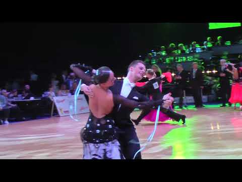 Karol Michal Tomecki - Domile Semeskeviciute | SF Waltz | Amber Couple 2018