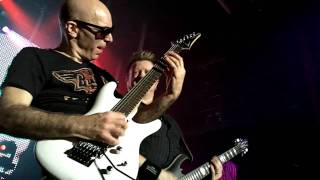 Joe Satriani - The Mystical Potato Head Groove Thing @ Paris La Cigale