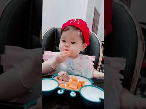 Sóc chuột nhỏ Siyu ăn ngon miệng, đáng yêu - Baby China - Tiktok Trung Quốc Chanel #113