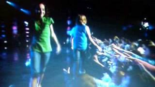 pureNRG - Live My LIfe For You live + dance break!