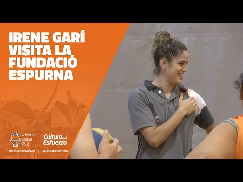 Irene Garí visita la asociación Espurna