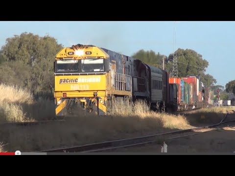 NR113 NR109 at Crystal Brook, SA