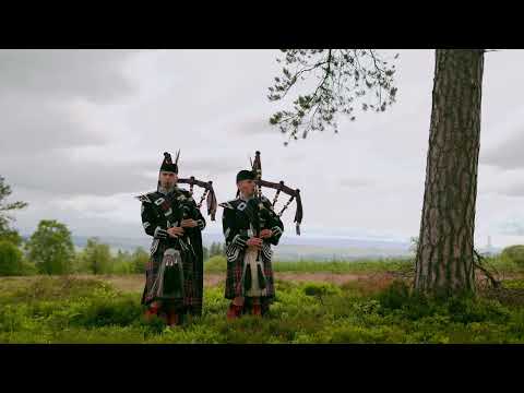 Itchy Fingers by the Bagpiping Duo in the Scottish forest of Sherrifmuir | Harmony Bagpiping