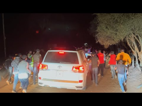 Fans Chase Eddy Kenzo’s Convoy And Close The Road To Have A Glance At Their Superstar.