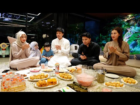 Bukber pertama AMEENA AALIYAH THARIQ Atta Aurel !! #TAFDAILY